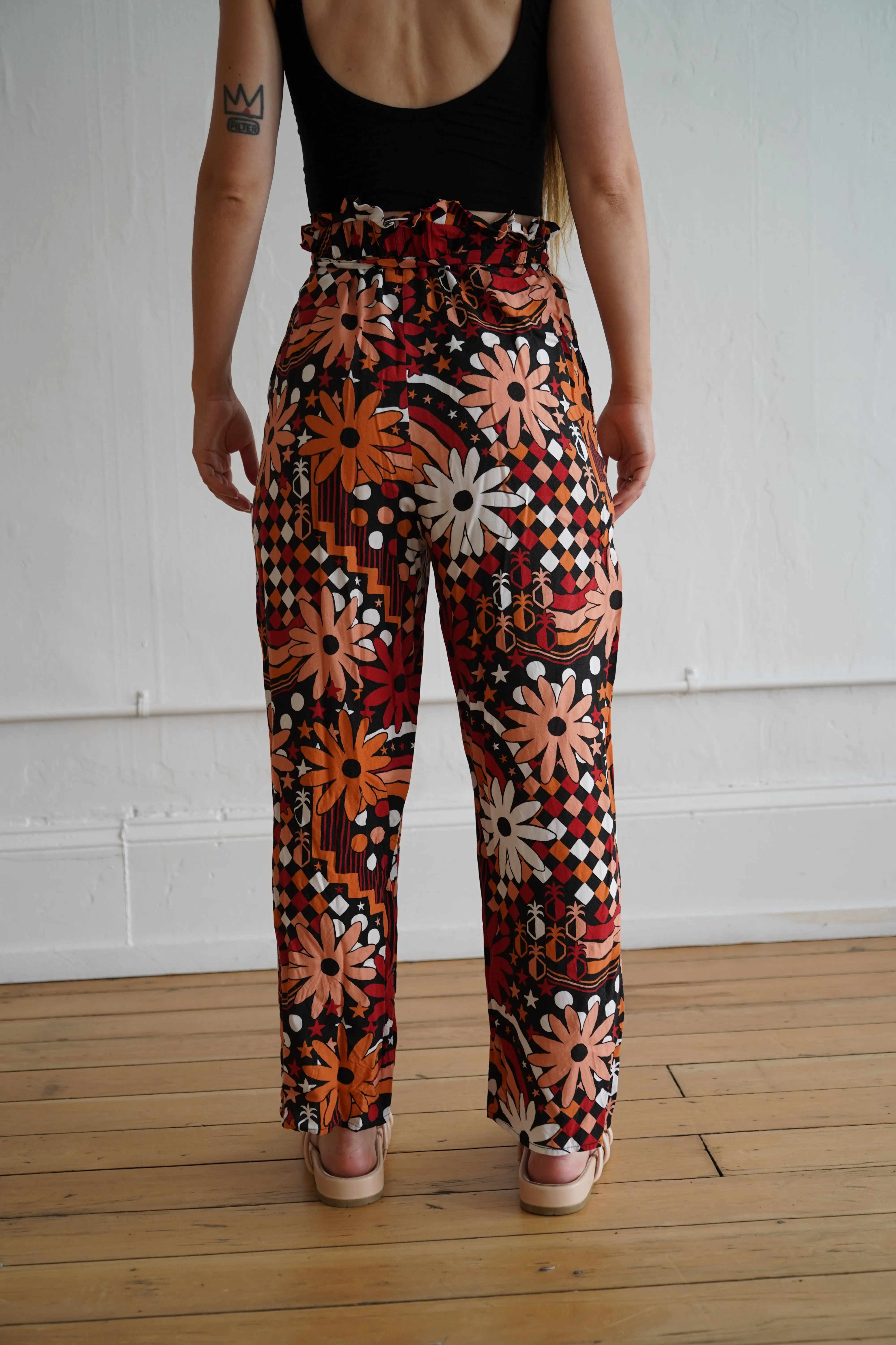 Farm Rio Warm Macro Floral Pants - M