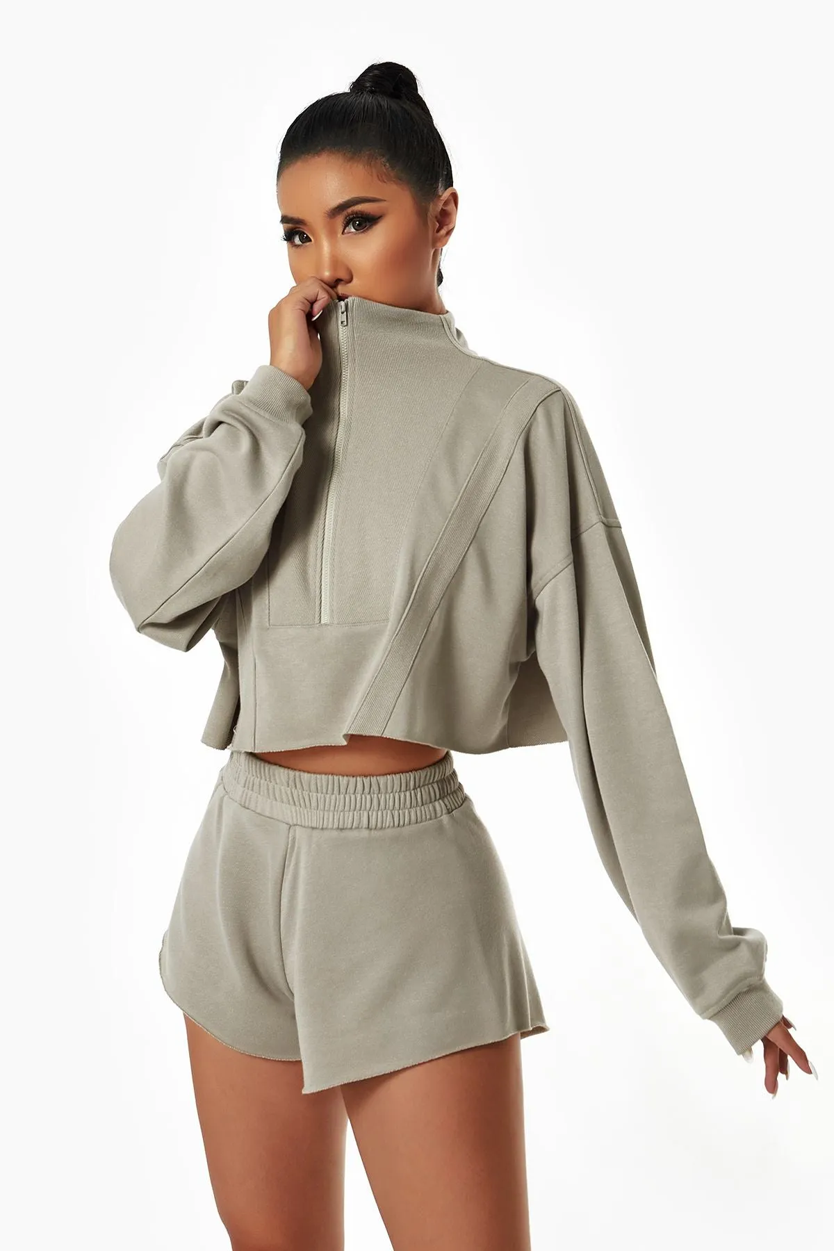 Half-Zip Cropped Sweatshirt Relaxed Fit