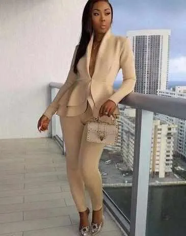 Ladies Elegant Blazers And Pencil Pants Suit.