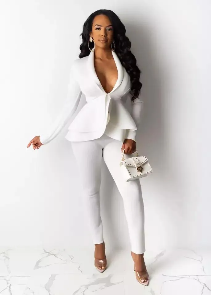 Ladies Elegant Blazers And Pencil Pants Suit.