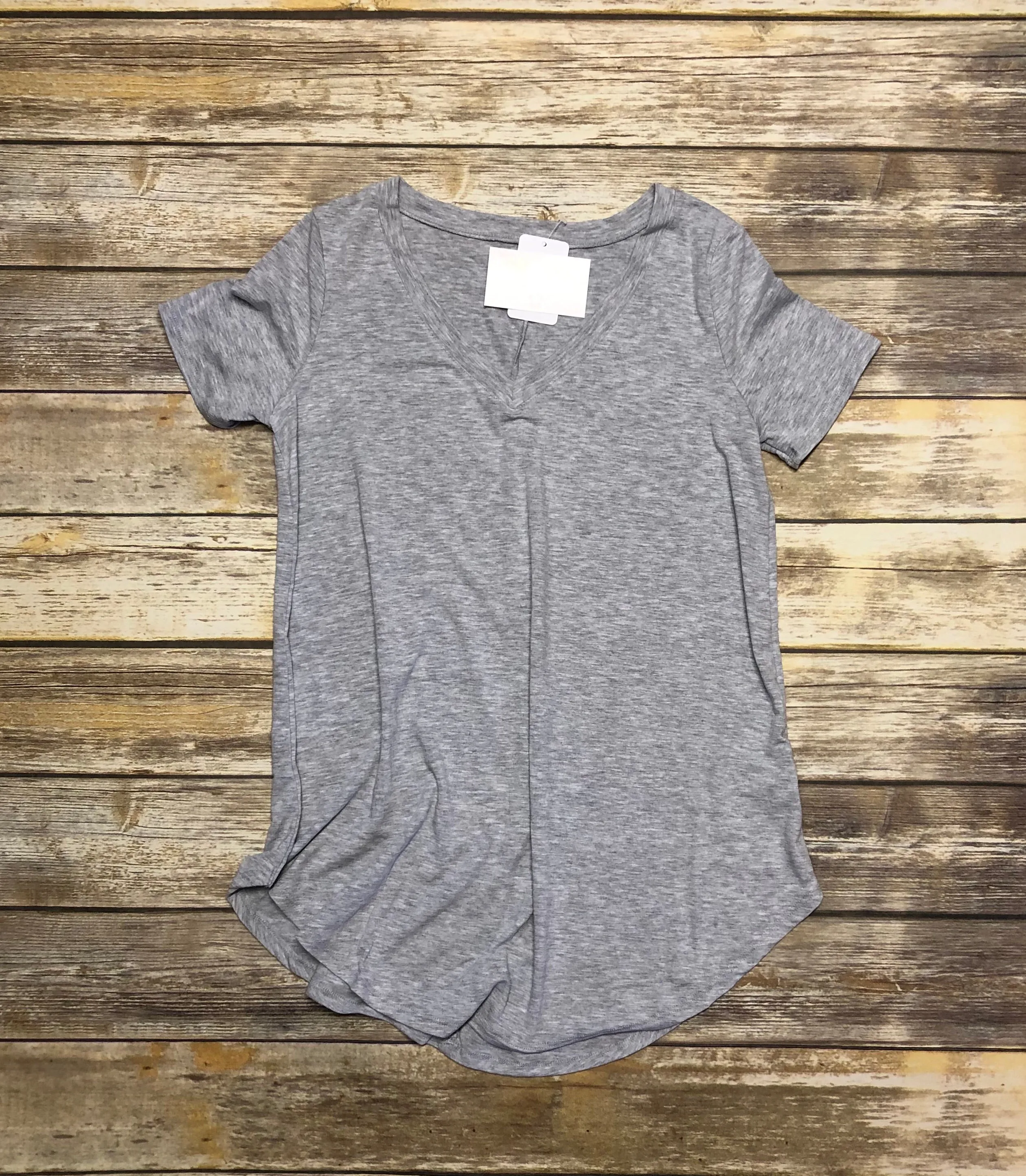 Solid Essential Tee