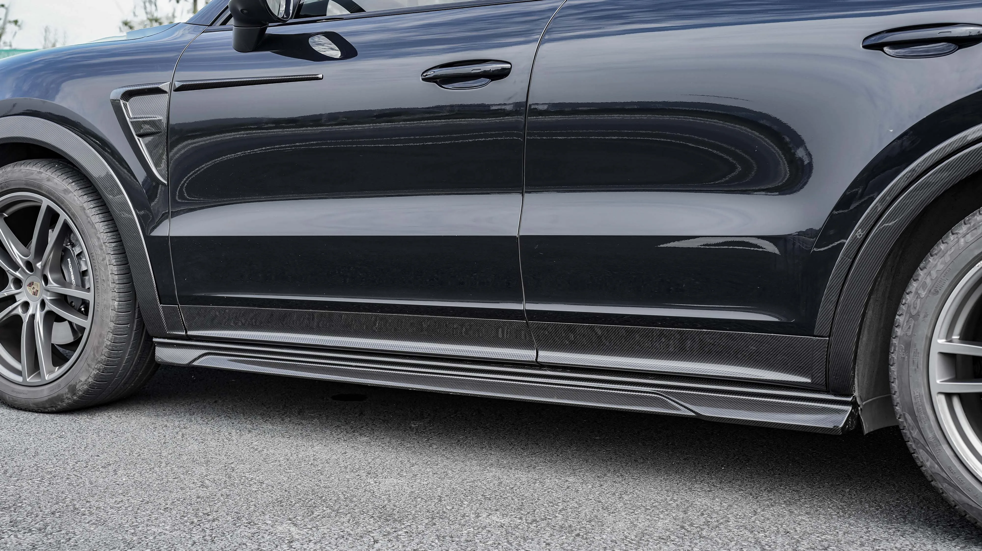 Ventus Veloce Side Skirts for Porsche Cayenne 9Y0 9Y0.1 9Y0.2 Coupe 9Y3 9Y3.1 9Y3.2 Turbo/E-Hybrid Carbon Fiber